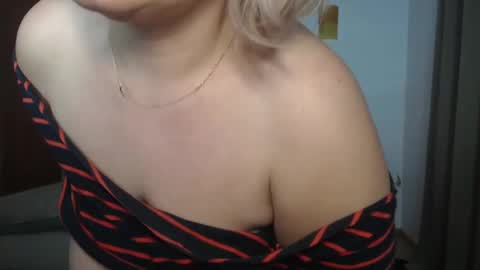 jaqueline88 online show from 01/28/25, 05:43
