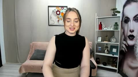 JaquelinLaurent online show from 11/28/25, 10:56