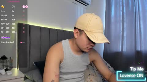 JARETHH online show from 10/29/25, 01:57