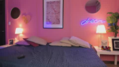 Snapshot of jasmiinn_ chatting on 06/17/26, 08:10 Jasmin online show from 06/17/26, 08:10