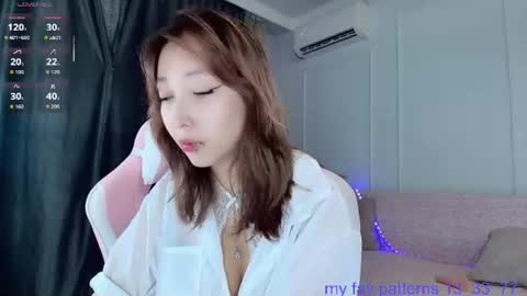 Jasmine online show from 06/10/26, 02:38