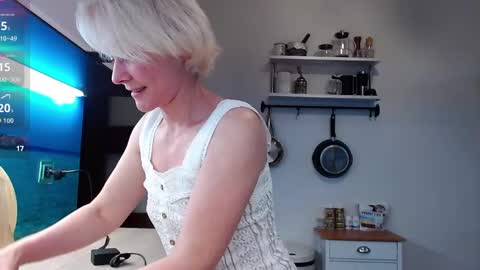 Jasmin room for people 40 online show from 05/12/26, 05:59