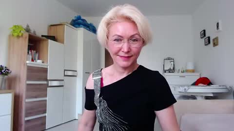 Jasmin room for people 40 online show from 05/20/26, 06:08