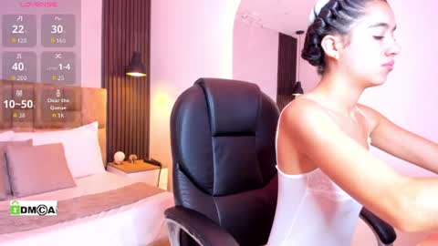 Jasmin  online show from 06/18/26, 11:58