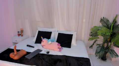      online show from 07/09/26, 05:50