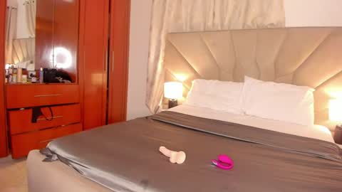 jasmin_melons online show from 07/12/26, 03:30