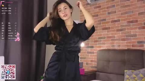 Snapshot of jasmindoroti chatting on 09/18/25, 06:26 Chloe online show from 09/18/25, 06:26