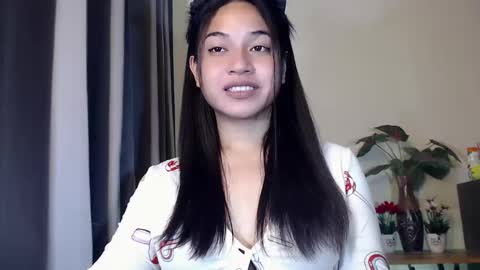 JASMINE online show from 04/18/26, 01:15