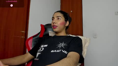 Snapshot of jasmine_bunny_ chatting on 04/30/26, 10:36 Jasmine online show from 04/30/26, 10:36