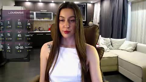 Jasmine online show from 06/25/26, 05:17