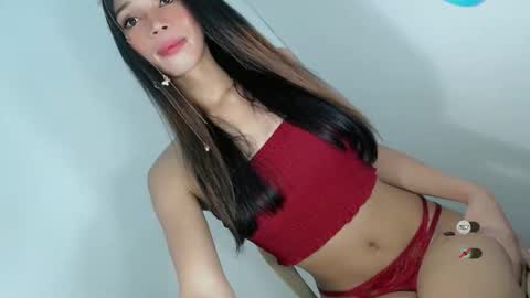 Snapshot of jasmine_on_live chatting on 05/14/26, 05:47 CUTE JANNA online show from 05/14/26, 05:47