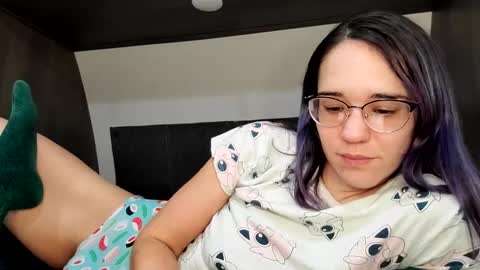 Snapshot of jasmineelizabeth chatting on 01/26/25, 03:25 jasmineelizabeth online show from 01/26/25, 03:25