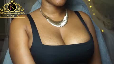 Snapshot of jasminekay chatting on 09/25/25, 02:48 JasmineKay online show from 09/25/25, 02:48