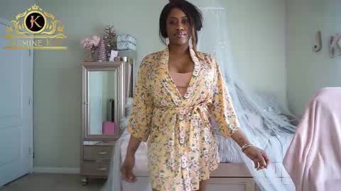 Snapshot of jasminekay chatting on 02/03/26, 04:45 JasmineKay online show from 02/03/26, 04:45