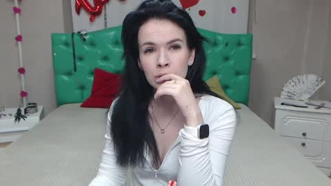 JasmineKouch online show from 04/26/26, 05:10