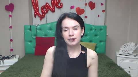 Snapshot of jasminekouch chatting on 05/06/26, 05:40 JasmineKouch online show from 05/06/26, 05:40