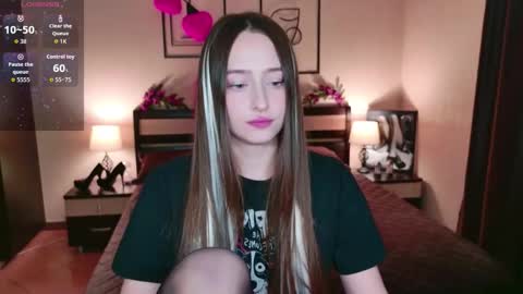 Snapshot of jasminelorens chatting on 02/26/26, 10:25 Jasmine online show from 02/26/26, 10:25