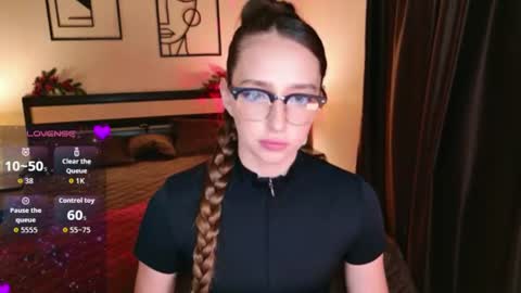 Snapshot of jasminelorens chatting on 07/15/26, 05:02 Jasmine online show from 07/15/26, 05:02