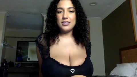 Jasmine Marie online show from 01/14/25, 04:04