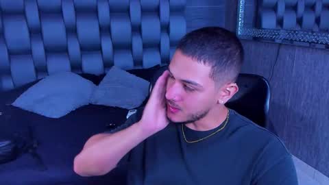 Snapshot of jason_shaw_ chatting on 09/20/25, 02:12 Jasson Shaw online show from 09/20/25, 02:12