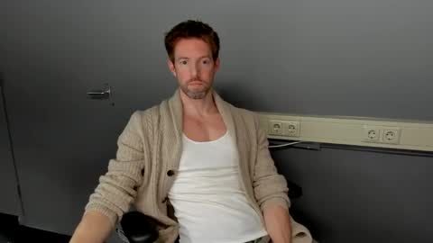 Snapshot of jasonberg29 chatting on 02/14/25, 03:36 Jason online show from 02/14/25, 03:36