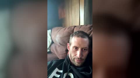 Snapshot of jasonlampl40 chatting on 05/21/26, 11:06 jasonlampl40 online show from 05/21/26, 11:06