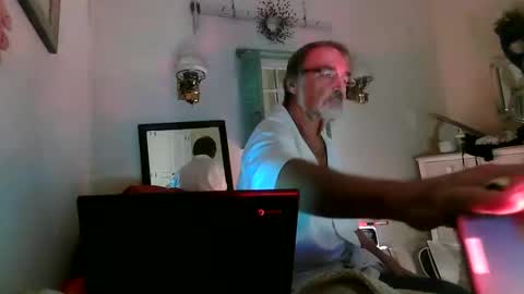 Jason online show from 11/18/25, 10:52