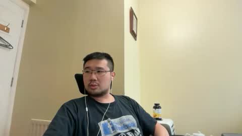 Snapshot of jasonryu2025 chatting on 05/10/26, 02:22 Jason Ryu online show from 05/10/26, 02:22