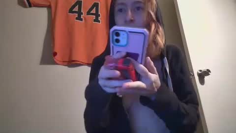 jasper1thewhor3 online show from 10/27/25, 03:32