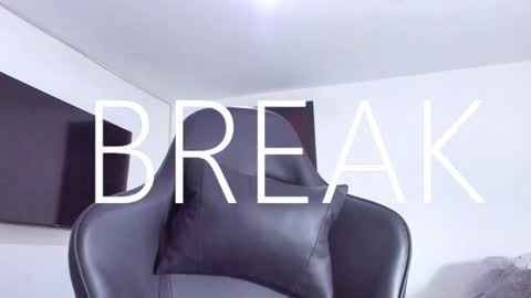 JBrooksXx online show from 02/09/25, 01:11