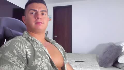 JBrooksXx online show from 02/09/25, 04:14