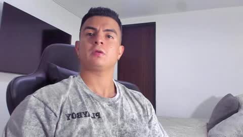 JBrooksXx online show from 03/06/25, 09:53