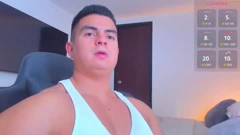 JBrooksXx online show from 11/10/25, 06:07