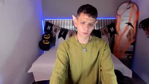 Snapshot of jasson_smit chatting on 10/29/25, 02:41 J A S S O N online show from 10/29/25, 02:41