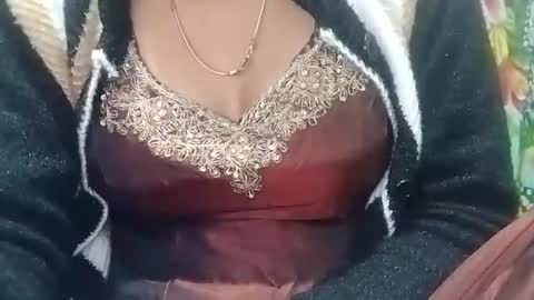 jasspreettt online show from 01/01/25, 01:47