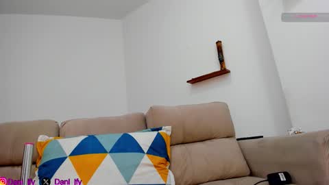 dani and javi online show from 10/08/25, 12:19