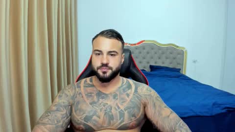 Snapshot of javicute4u chatting on 01/05/26, 10:13 Javi online show from 01/05/26, 10:13