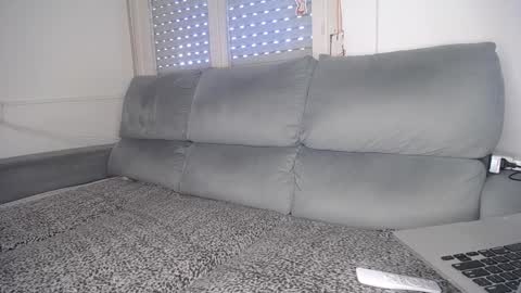 Snapshot of javierandaniel chatting on 12/18/24, 07:52 Javier online show from 12/18/24, 07:52