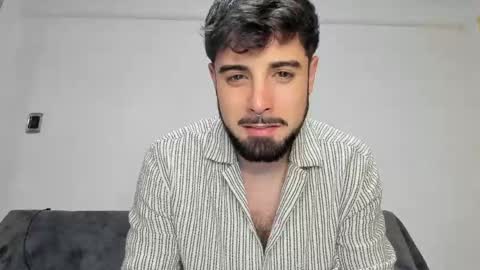 Javier  online show from 04/24/26, 11:51