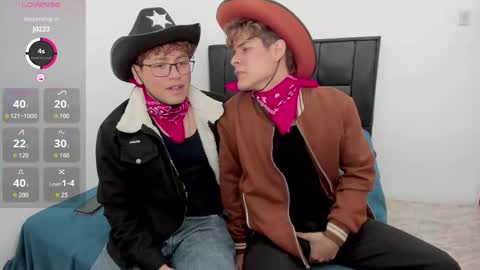 javieryalejandro online show from 10/31/25, 09:38