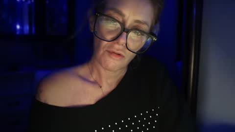 Snapshot of javlovesu chatting on 12/03/25, 12:36 JAV online show from 12/03/25, 12:36