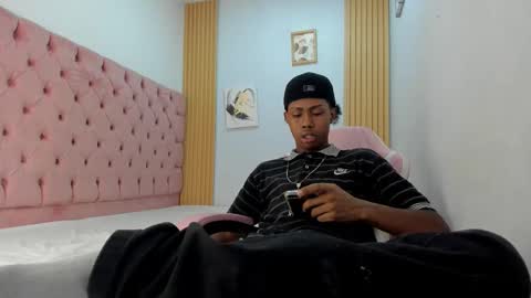 jax_maliq online show from 11/21/25, 03:05