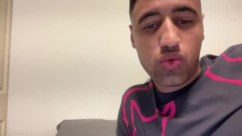 Snapshot of jay699510854 chatting on 01/25/25, 04:23 jay699510854 online show from 01/25/25, 04:23