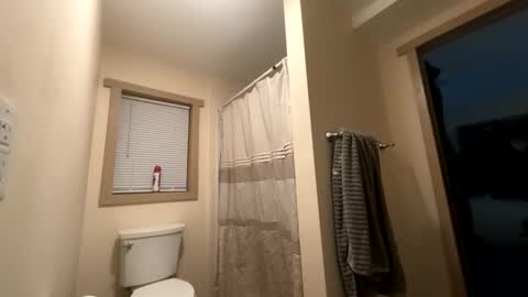 Snapshot of jay976696 chatting on 03/17/26, 01:32 jay976696 online show from 03/17/26, 01:32