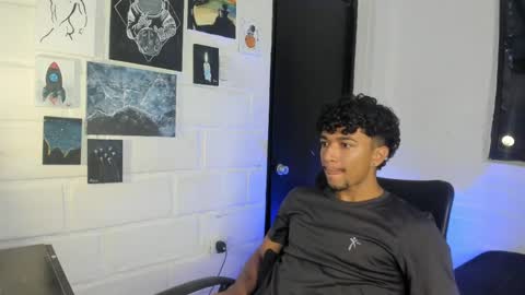 Snapshot of jay_aalvarez chatting on 03/23/26, 09:52 Jay online show from 03/23/26, 09:52