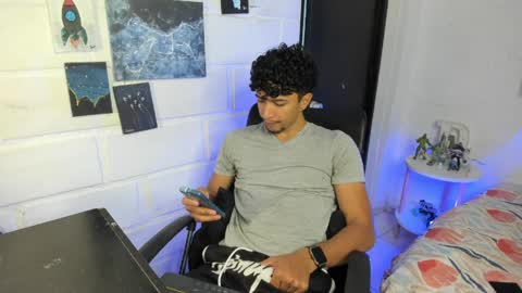 Jay online show from 04/06/26, 07:37