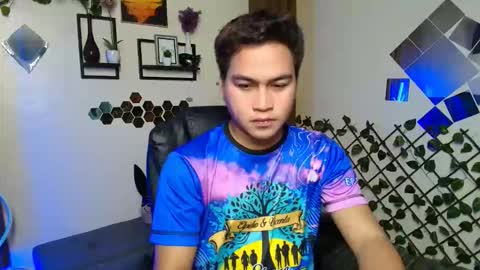 Snapshot of jay_hotcummer chatting on 02/03/26, 10:42 JL online show from 02/03/26, 10:42