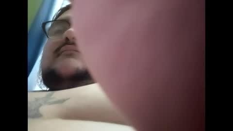 Snapshot of jay_longstocking chatting on 12/18/24, 04:06 Your Daddy online show from 12/18/24, 04:06