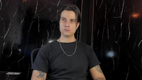 Snapshot of jayalvarrez_ chatting on 04/19/26, 06:10 Jay Alvarrez online show from 04/19/26, 06:10