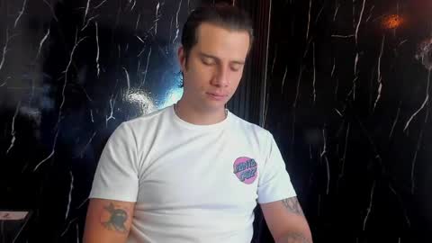 Snapshot of jayalvarrez_ chatting on 05/09/26, 01:05 Jay Alvarrez online show from 05/09/26, 01:05